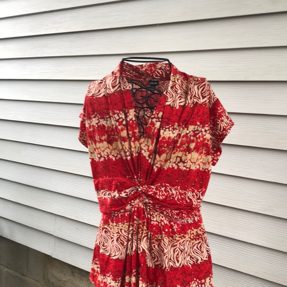 Red/ beige cap sleeve top